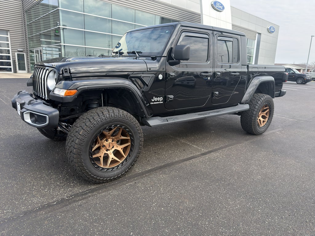 2022 Jeep Gladiator Overland