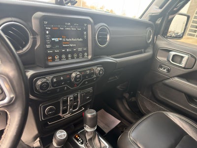 2022 Jeep Gladiator Overland