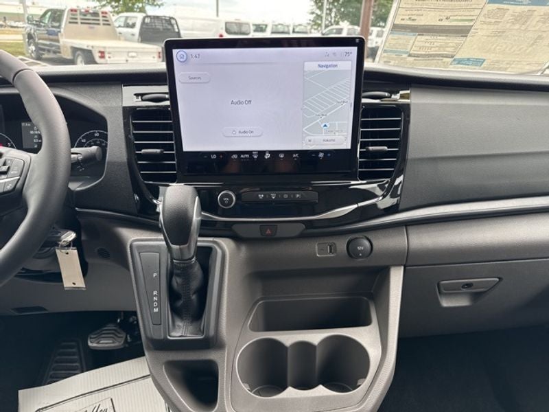 2025 Ford Transit Wagon XLT