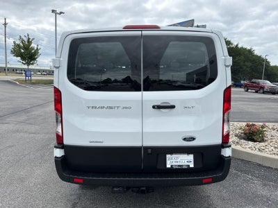 2025 Ford Transit Wagon XLT