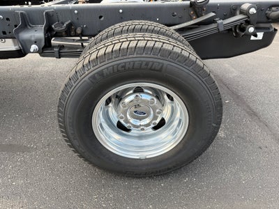 2027 Ford F-350 XL