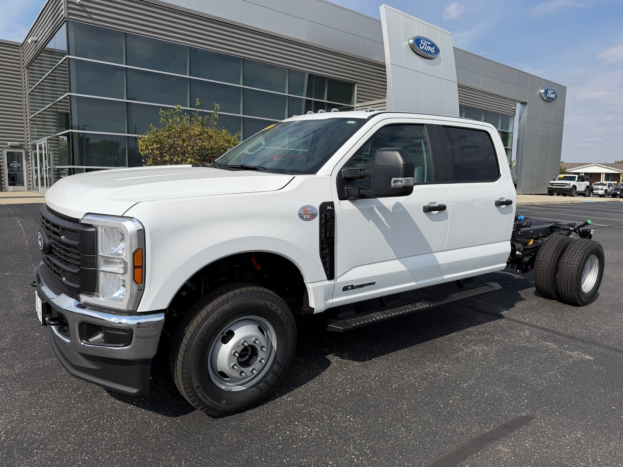 2027 Ford F-350 XL