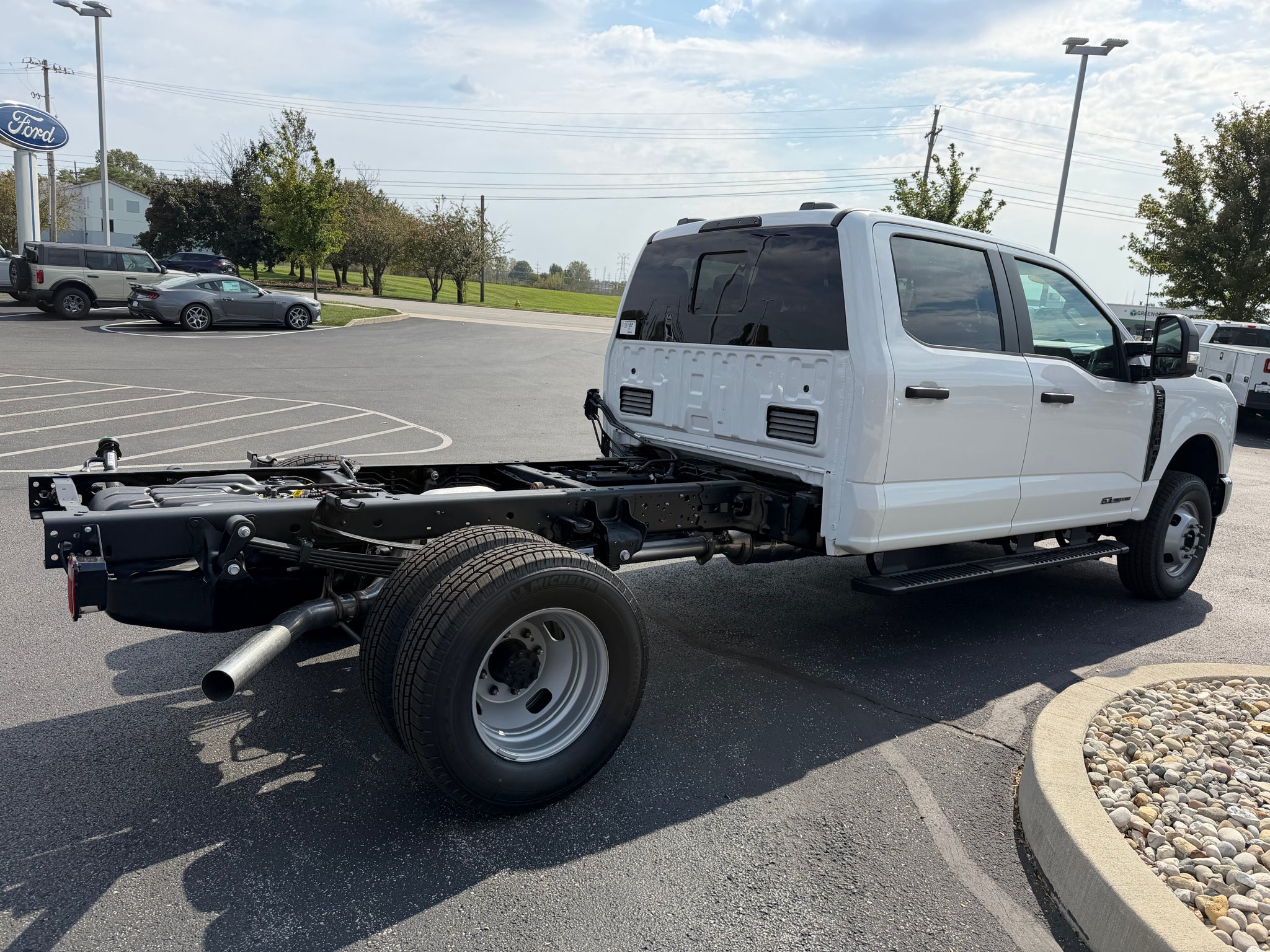 2027 Ford F-350 XL