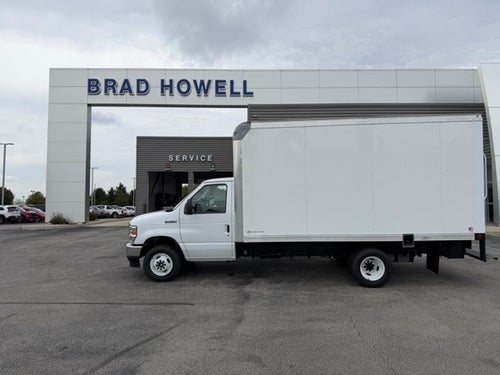 2026 Ford E-450 Super Duty Base