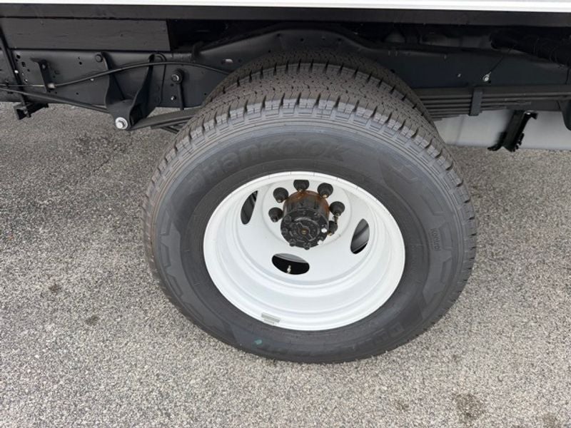 2026 Ford E-450 Super Duty Base