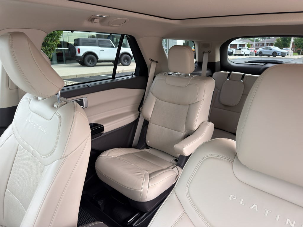 2023 Ford Explorer Platinum