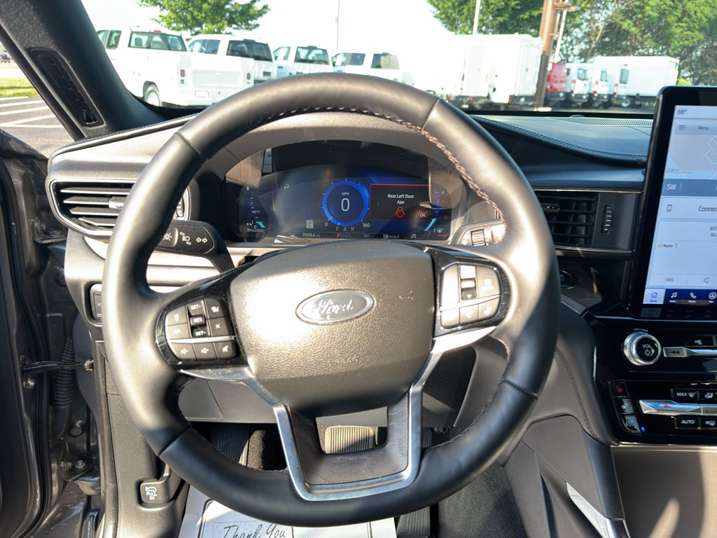 2023 Ford Explorer Platinum