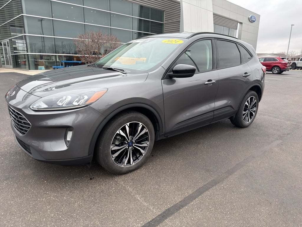 2022 Ford Escape SEL