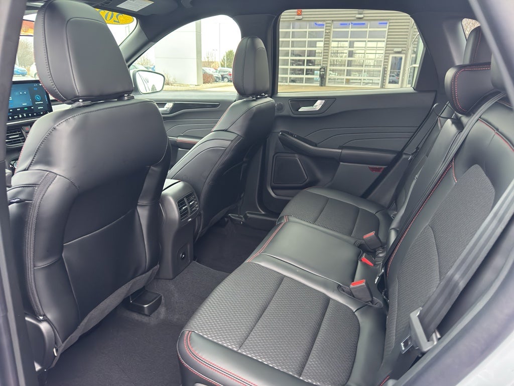 2026 Ford Escape ST-Line Select