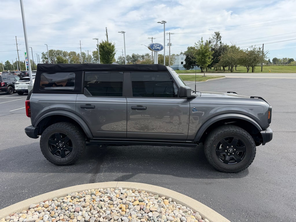 2022 Ford Bronco Black Diamond