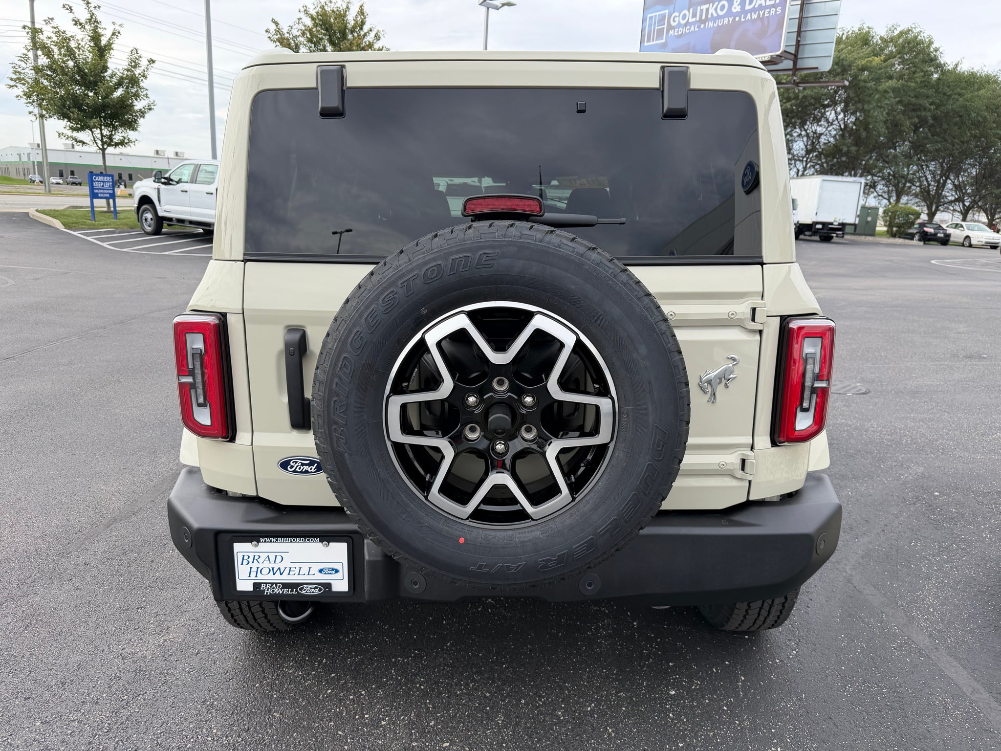 2026 Ford Bronco Outer Banks