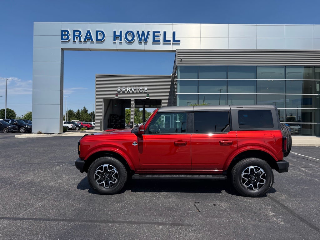 2024 Ford Bronco Outer Banks