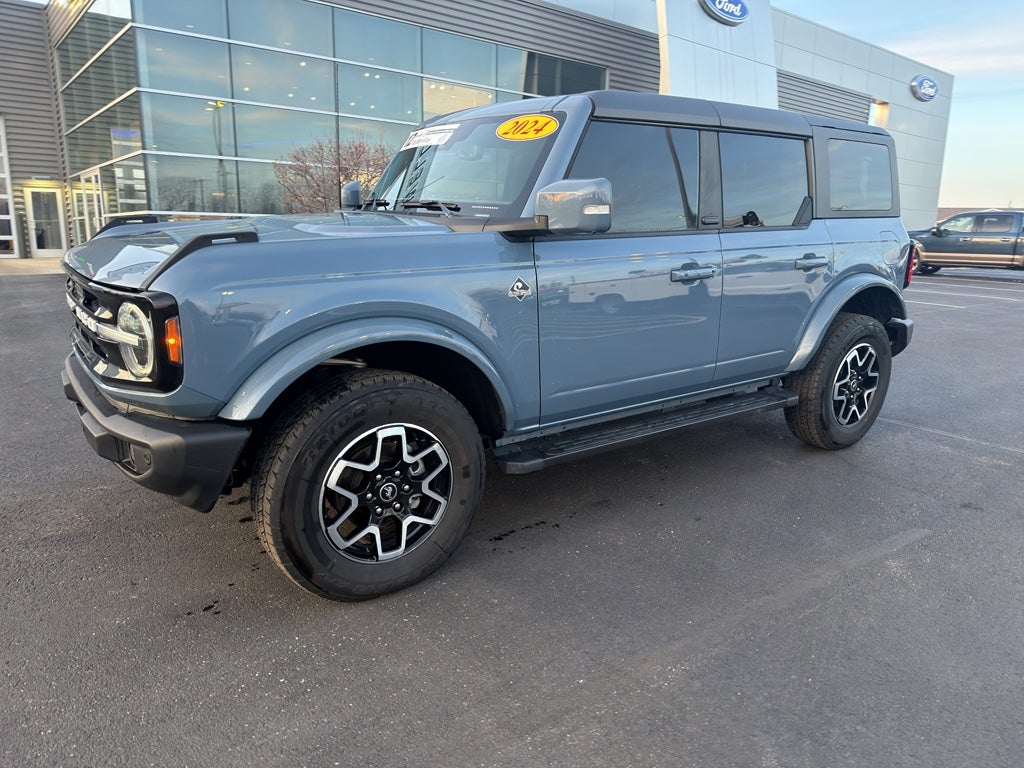 2024 Ford Bronco Outer Banks