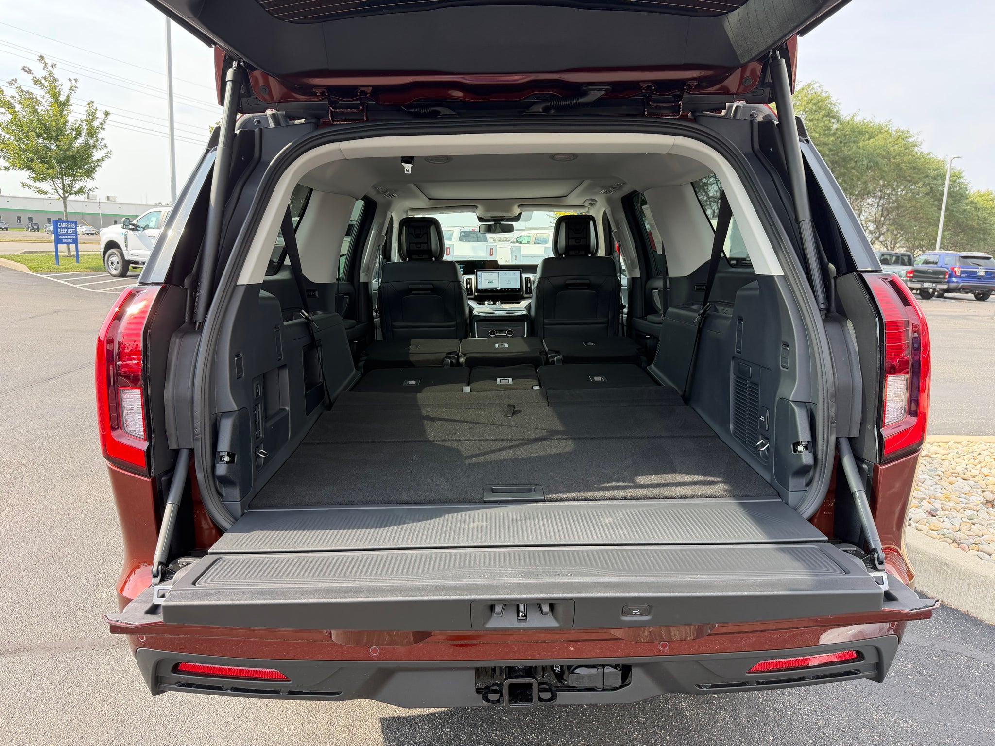 2027 Ford Expedition MAX Active