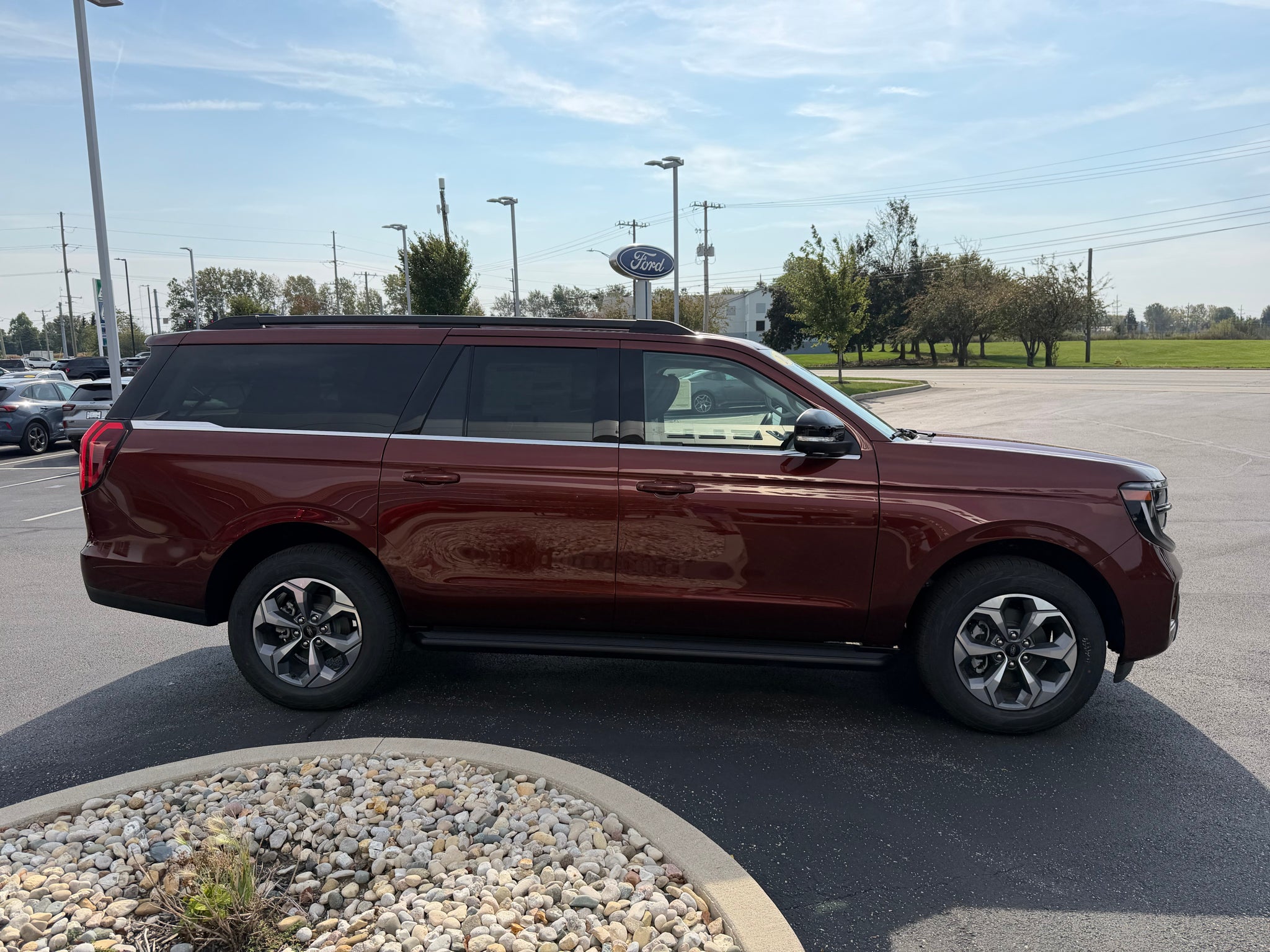 2027 Ford Expedition MAX Active