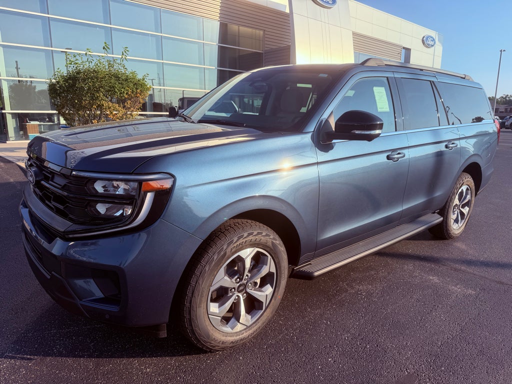 2027 Ford Expedition MAX Active