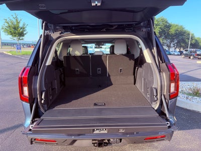 2027 Ford Expedition MAX Active