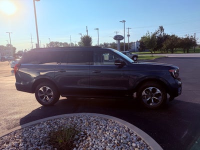 2027 Ford Expedition MAX Active