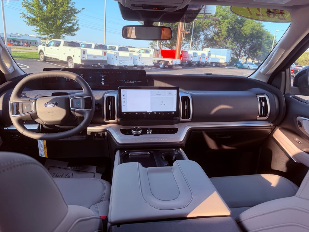 2027 Ford Expedition MAX Active