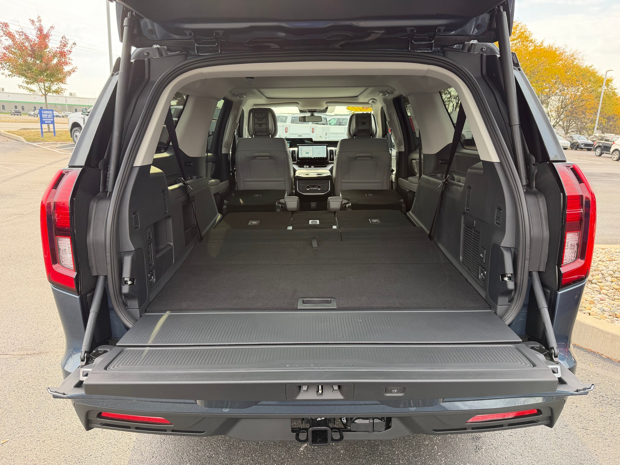 2027 Ford Expedition MAX Active