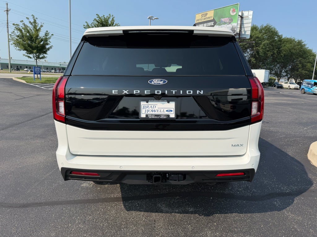 2027 Ford Expedition MAX Active