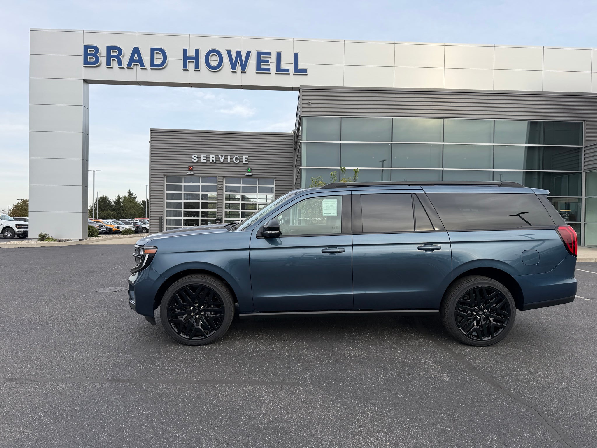 2027 Ford Expedition MAX Platinum