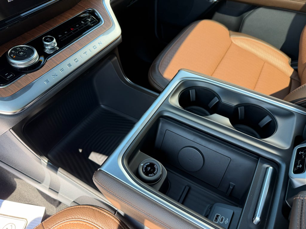 2027 Ford Expedition MAX King Ranch
