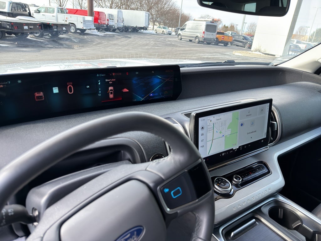 2025 Ford Expedition Active