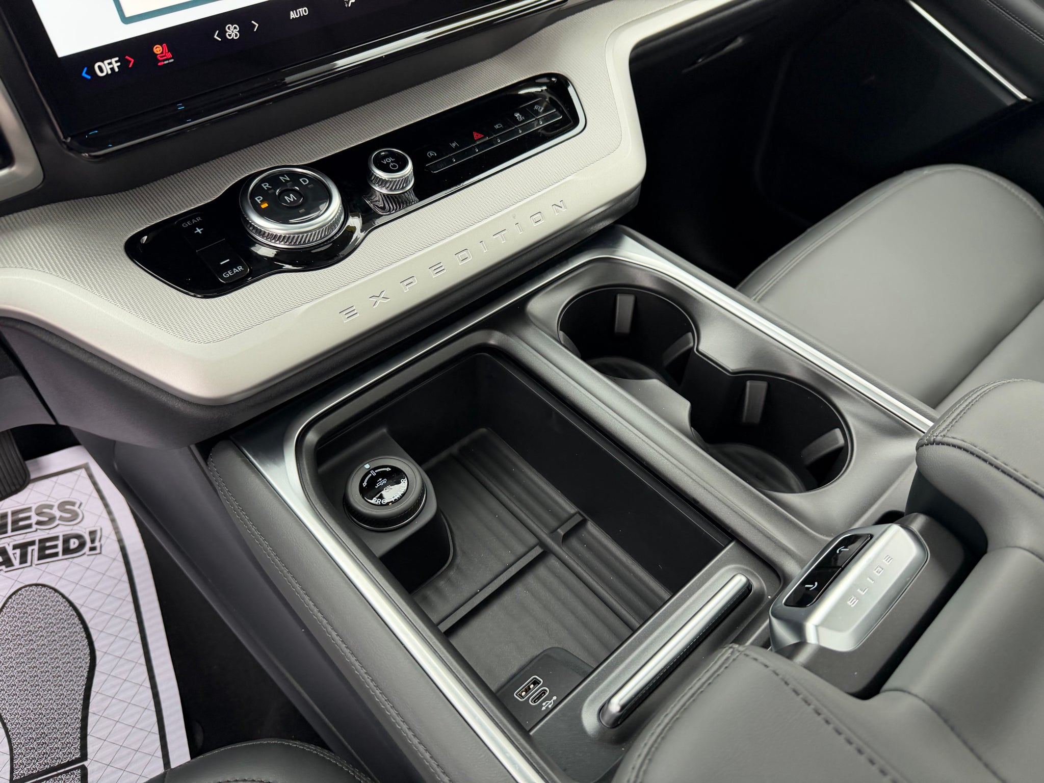 2027 Ford Expedition Active