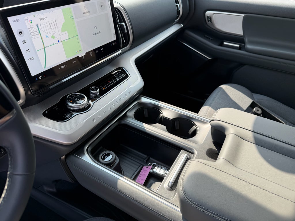 2027 Ford Expedition Active