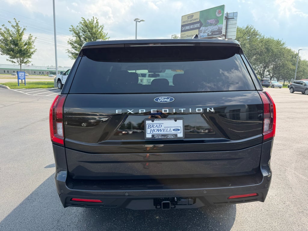 2027 Ford Expedition Active