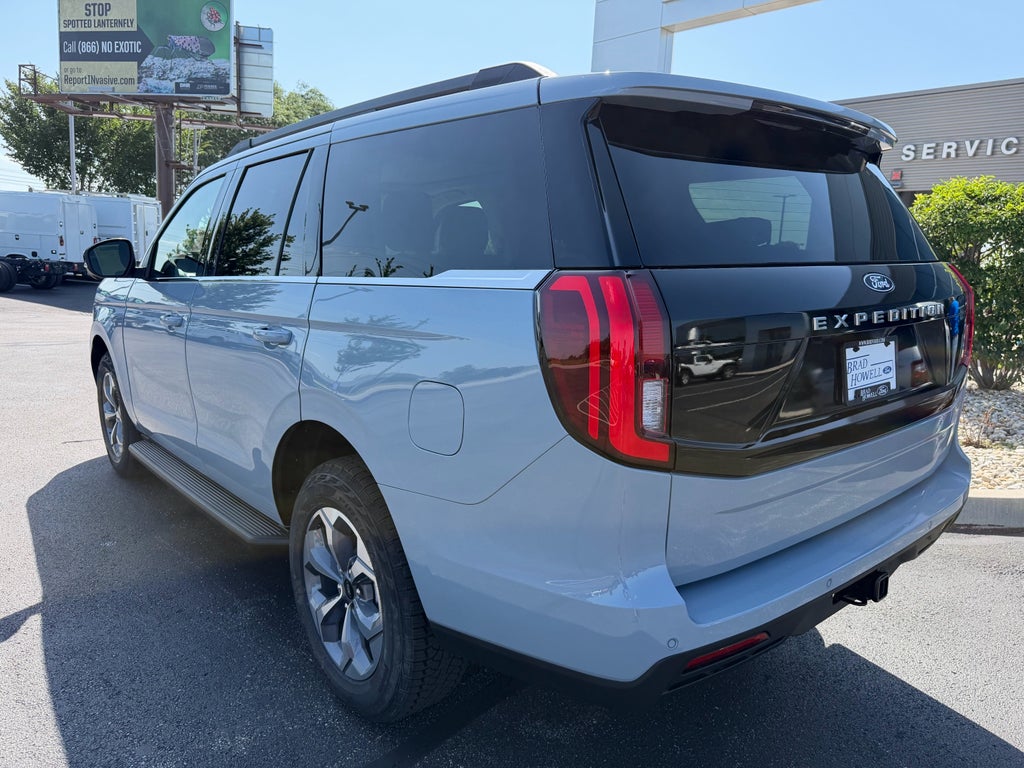 2027 Ford Expedition Active