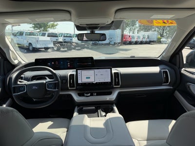2027 Ford Expedition Active