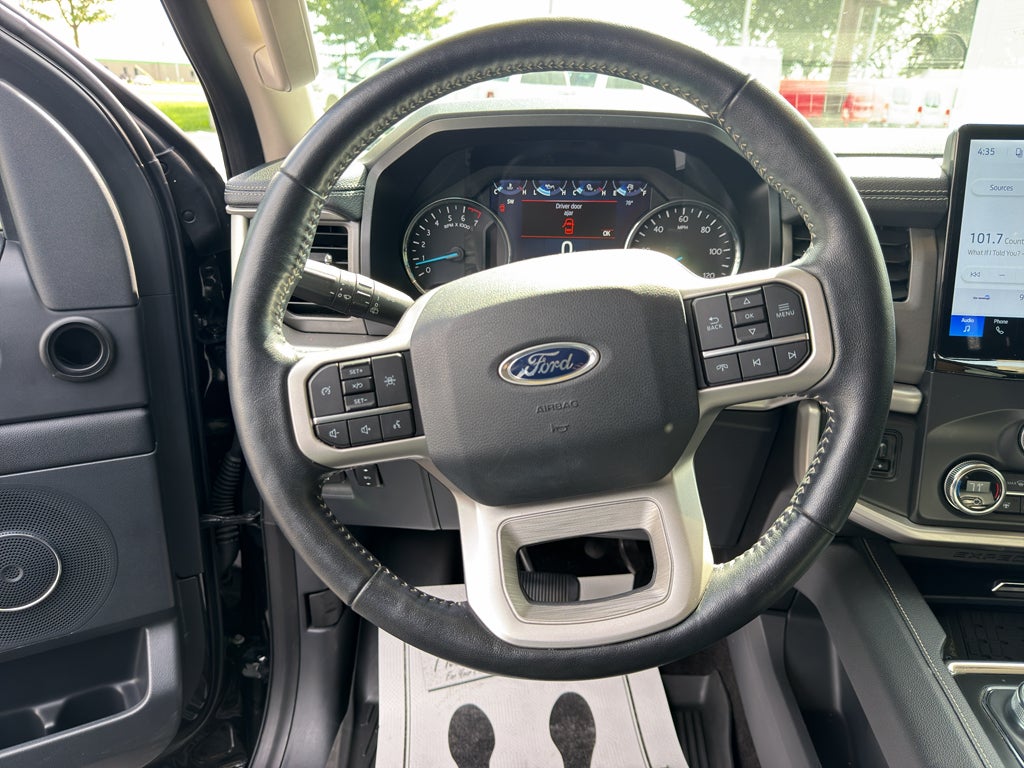 2022 Ford Expedition XLT
