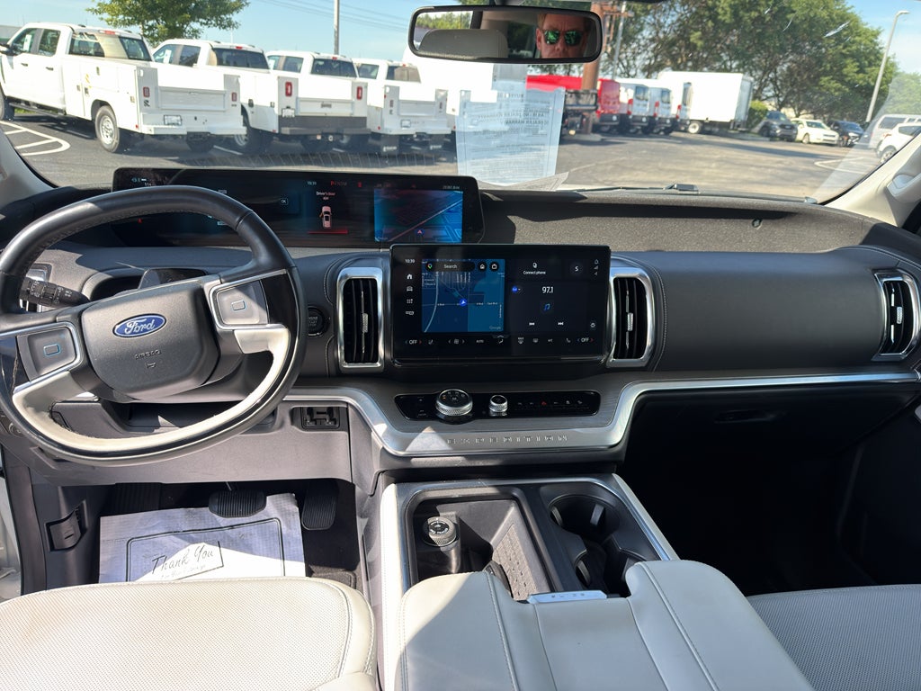 2025 Ford Expedition Platinum