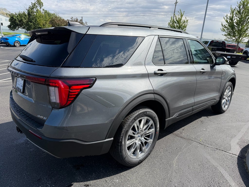 2026 Ford Explorer Active w/200A Pkg