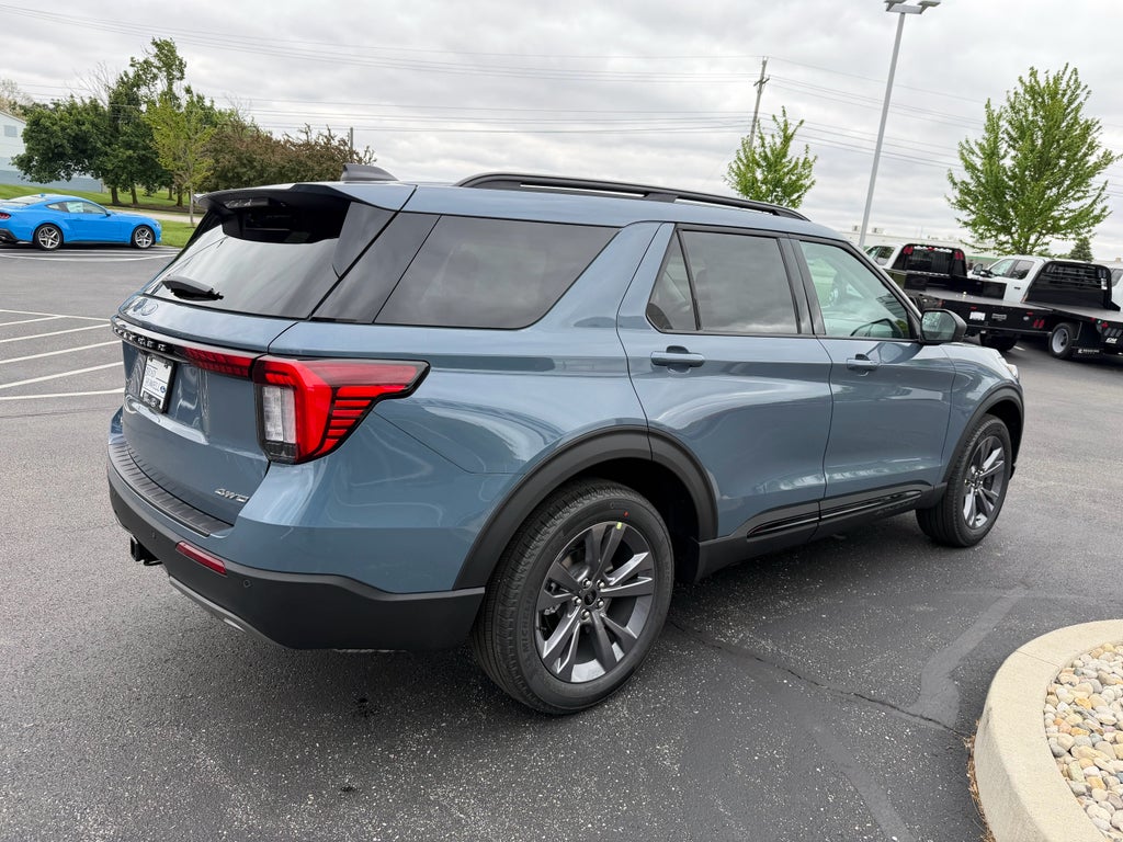 2026 Ford Explorer Active w/200A Pkg
