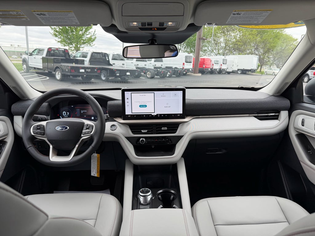 2026 Ford Explorer Active w/200A Pkg