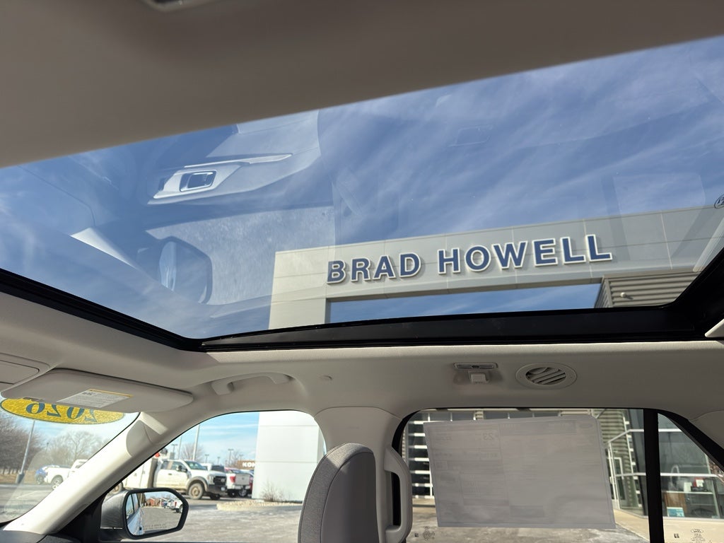 2026 Ford Explorer Active (200A)