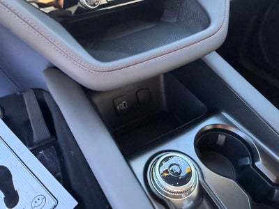 2027 Ford Explorer Active w/200A Pkg