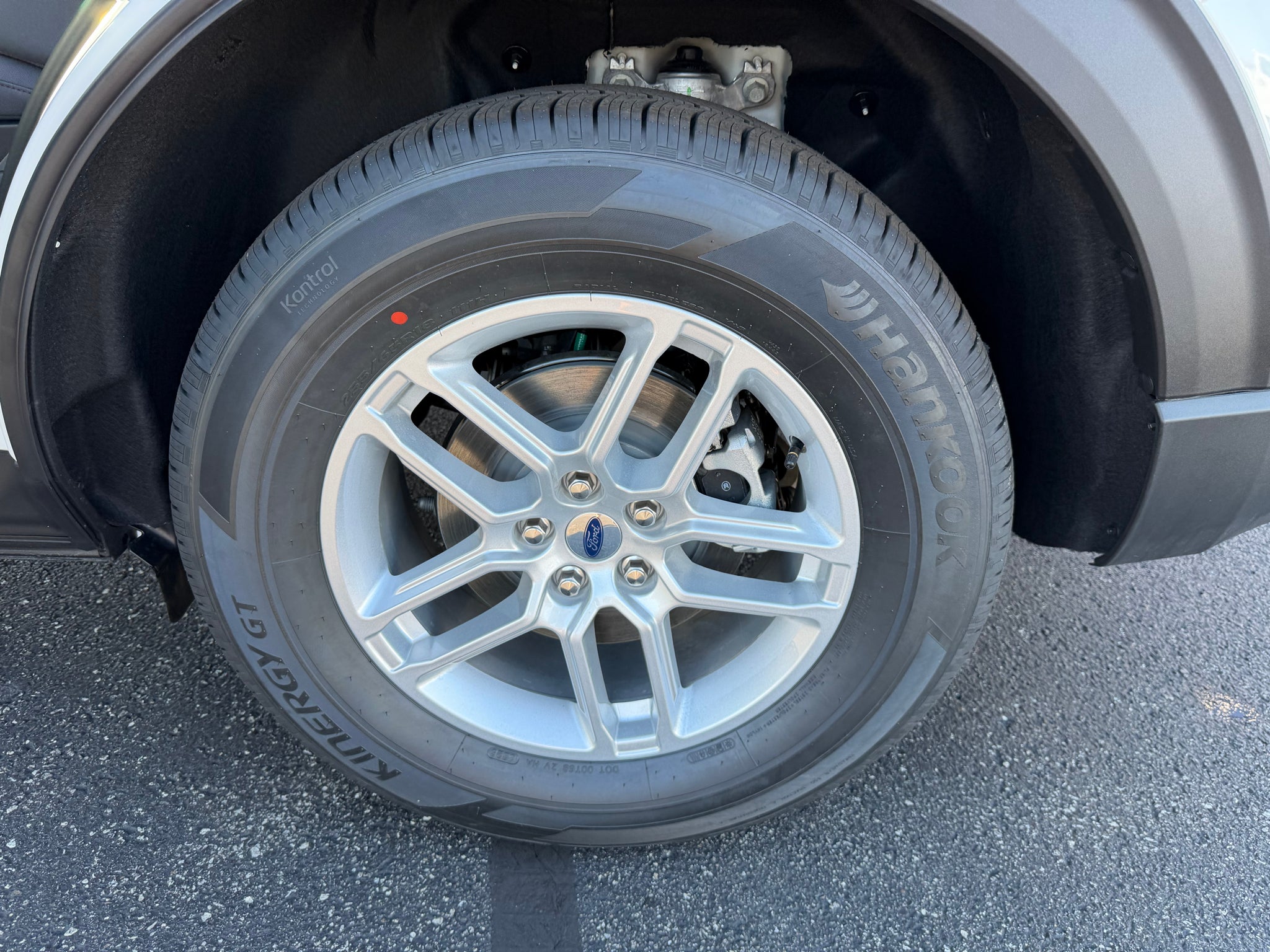 2027 Ford Explorer Active w/200A Pkg