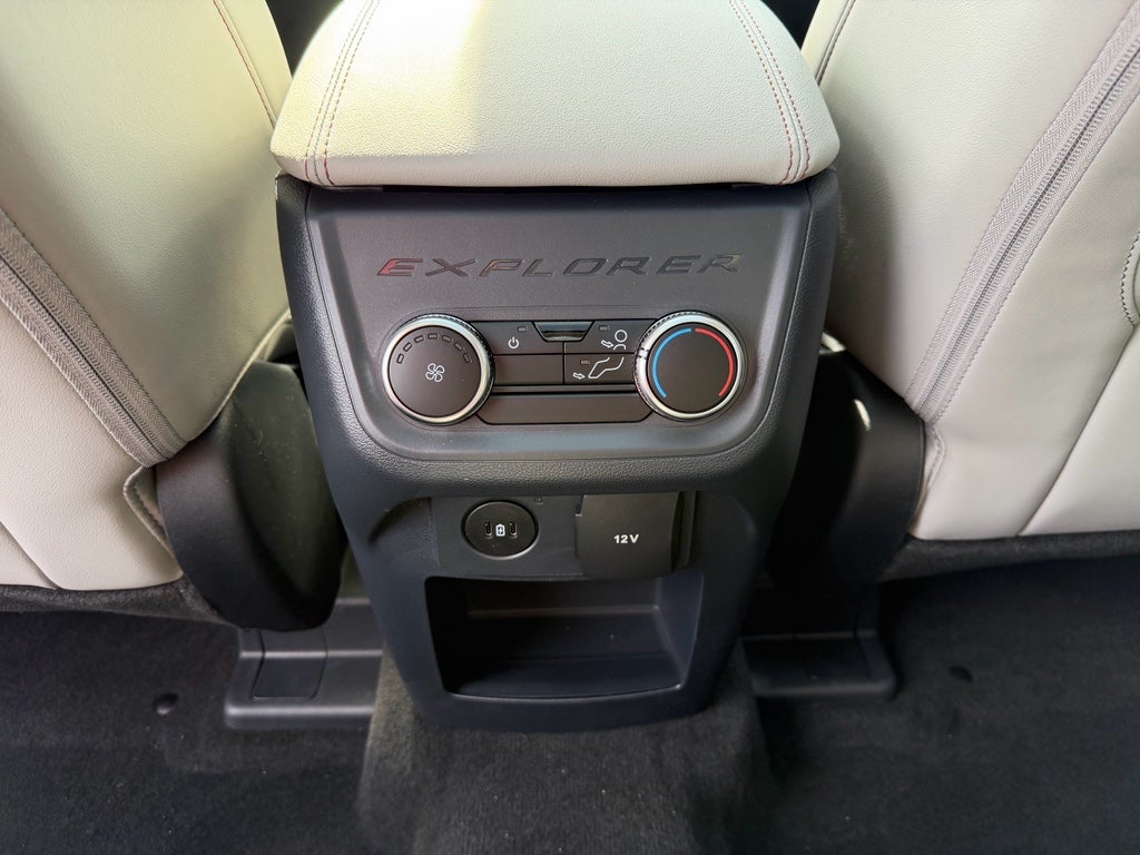 2026 Ford Explorer Active (200A)