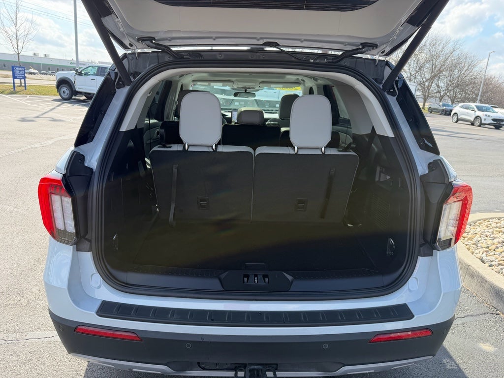 2026 Ford Explorer Active (200A)