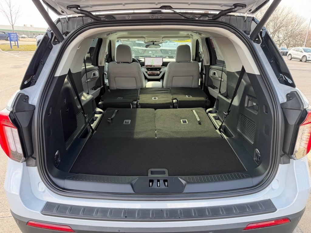 2026 Ford Explorer Active (200A)