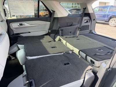 2026 Ford Explorer Active (200A)