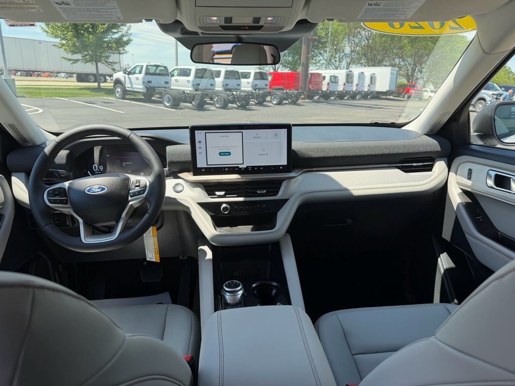 2026 Ford Explorer Active w/200A Pkg