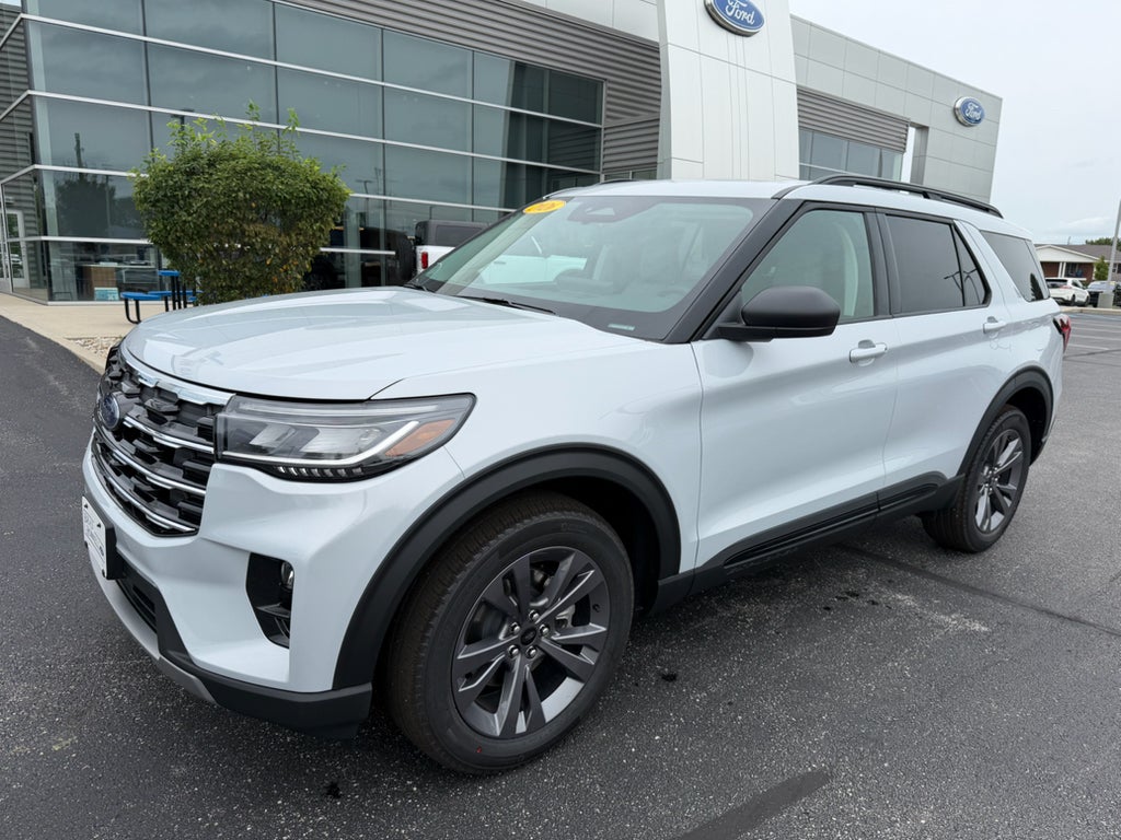 2026 Ford Explorer Active w/200A Pkg