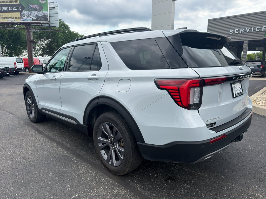 2025 Ford Explorer Active