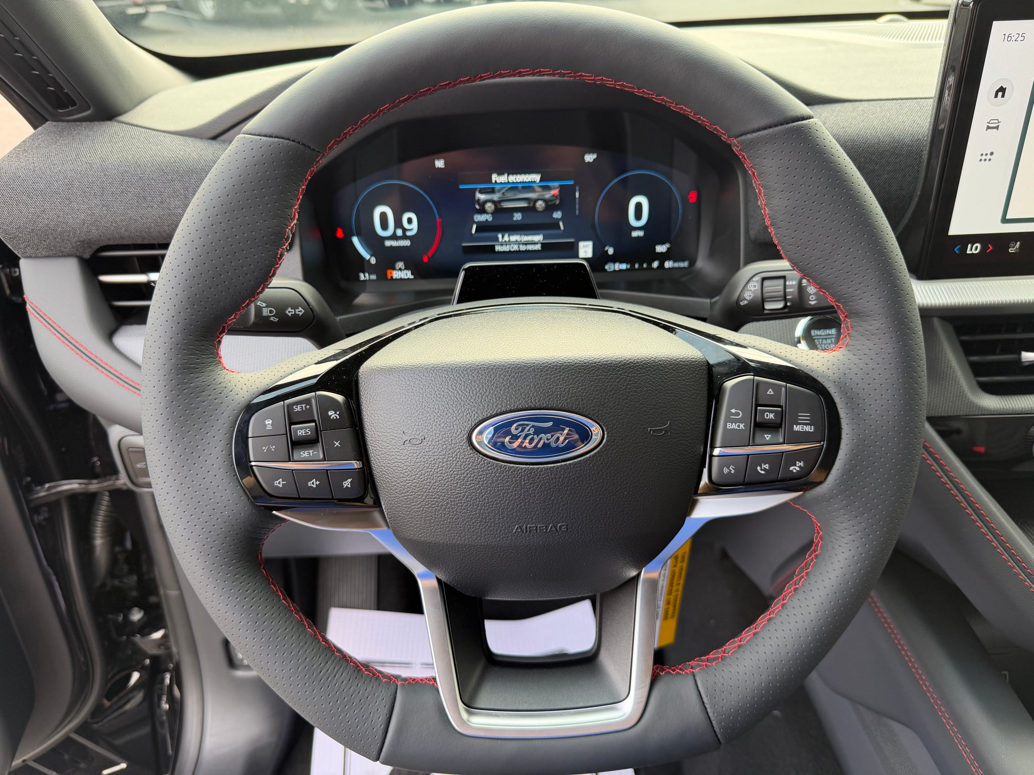 2027 Ford Explorer ST-Line