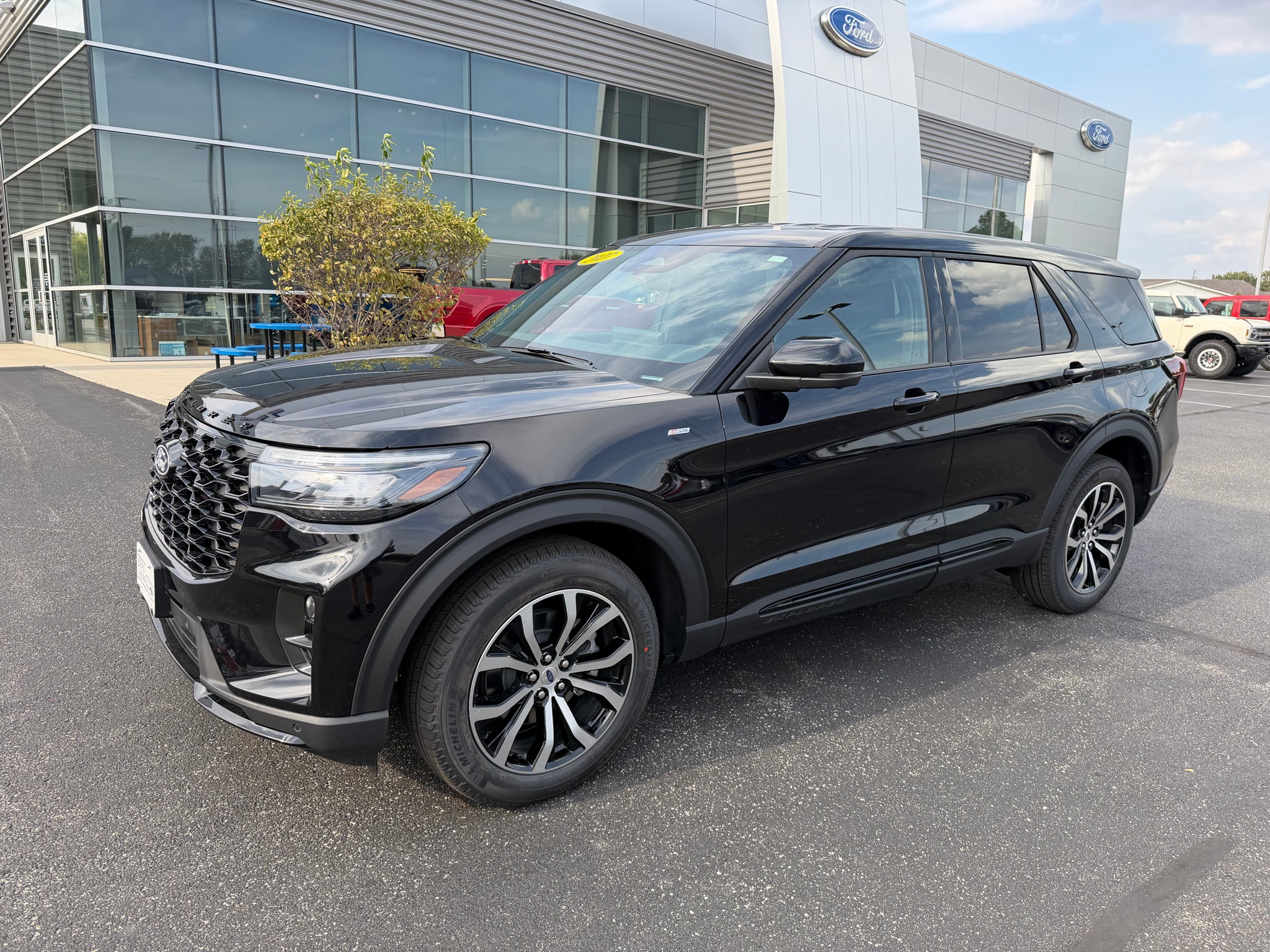 2027 Ford Explorer ST-Line